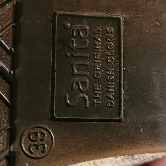 Clogs - Picture 4 of 8